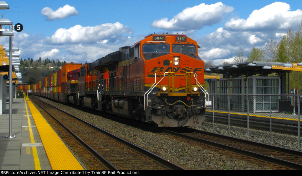 BNSF 3841 Leads an Intermodal Train